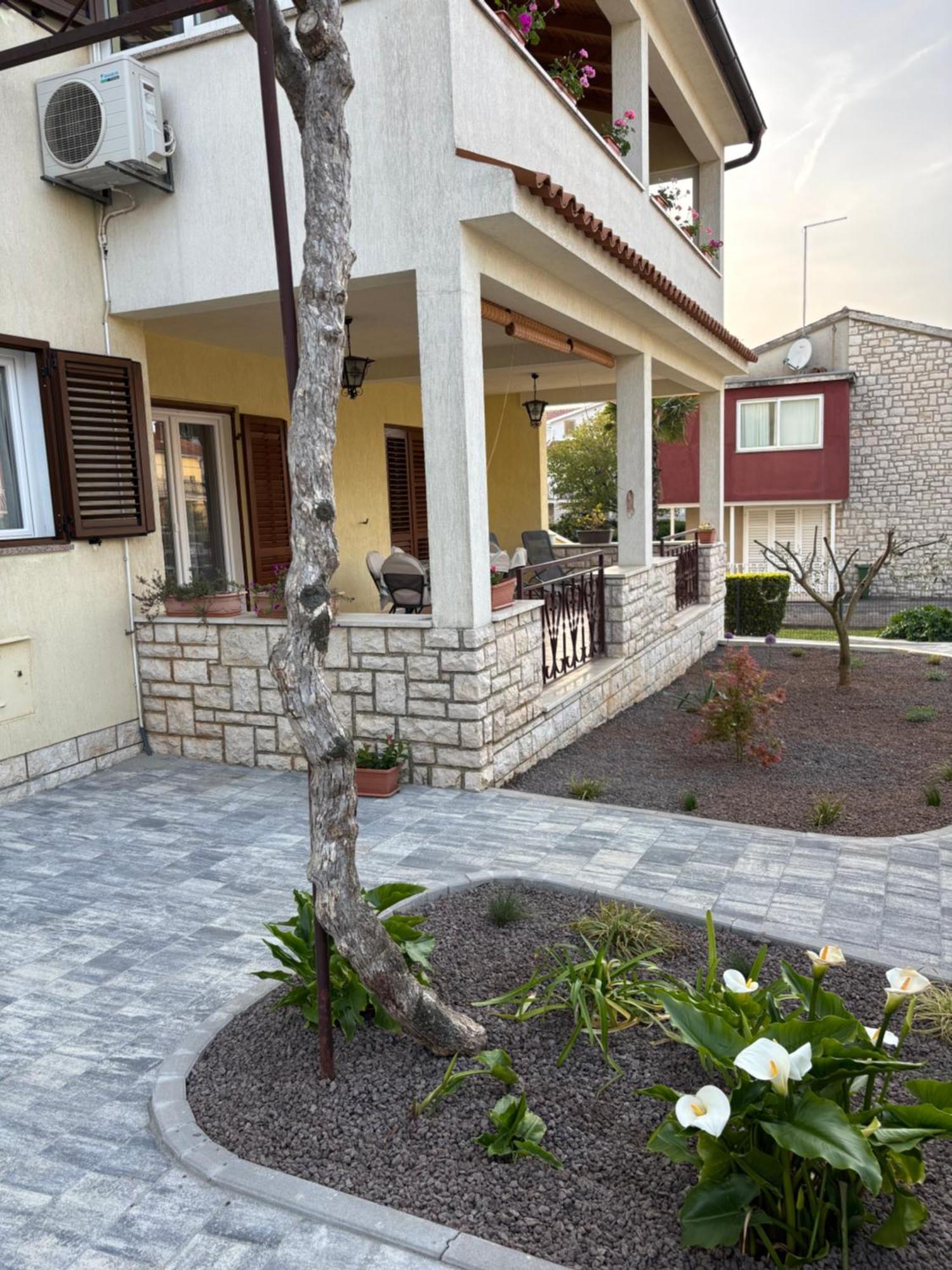 Apartmani Darko Rovinj Ngoại thất bức ảnh